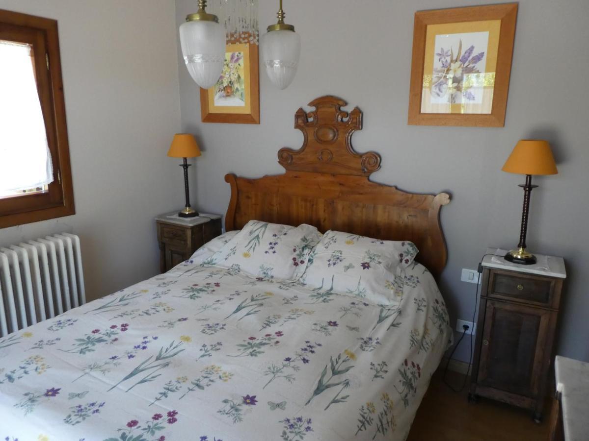 Casa Con Jardin Frente Ciudadela Holiday home *