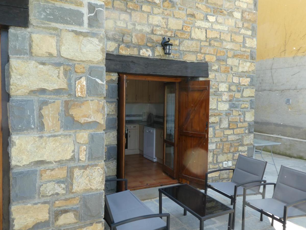 Casa Con Jardin Frente Ciudadela * Jaca