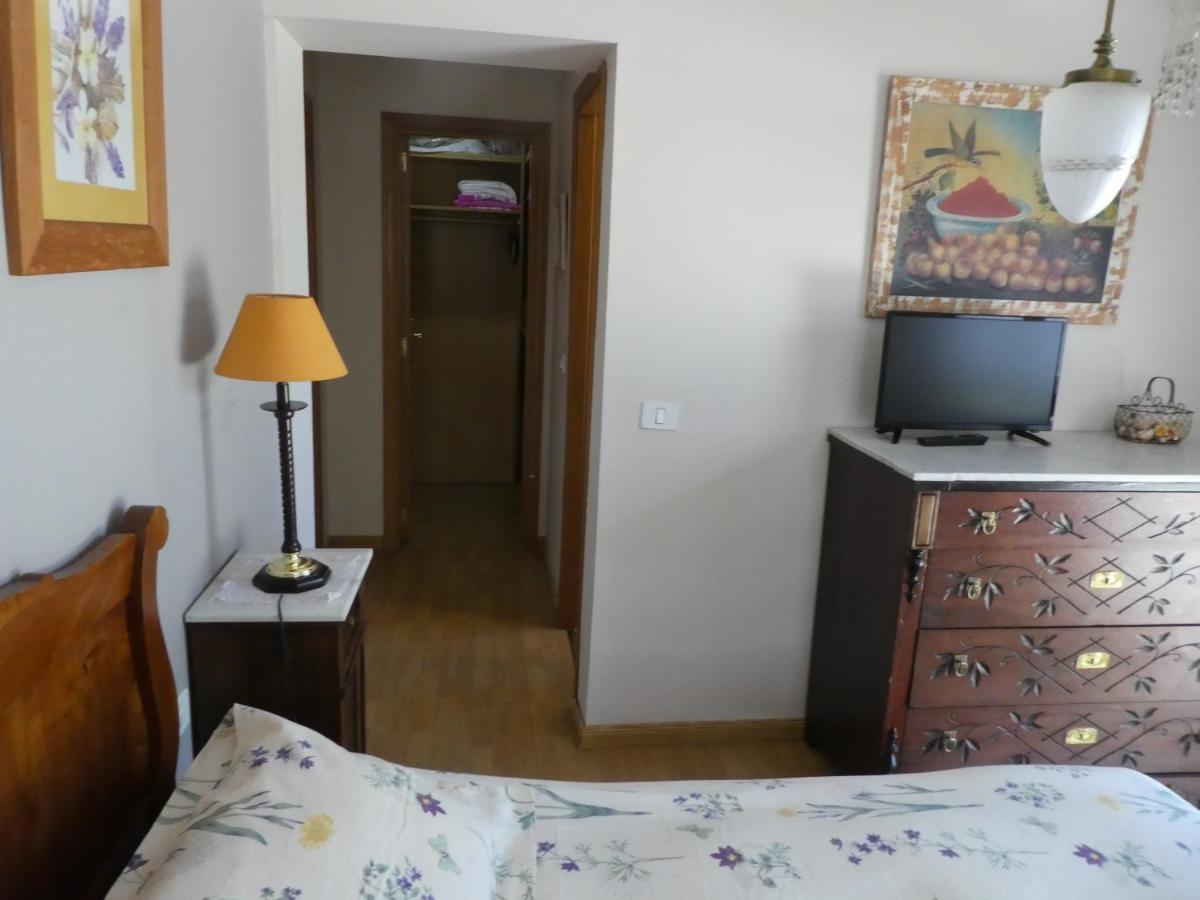 Casa Con Jardin Frente Ciudadela Holiday home
