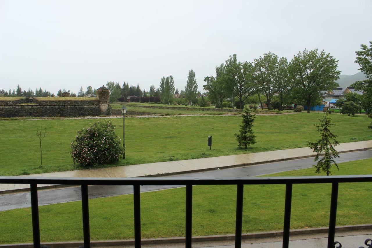 Casa Con Jardin Frente Ciudadela